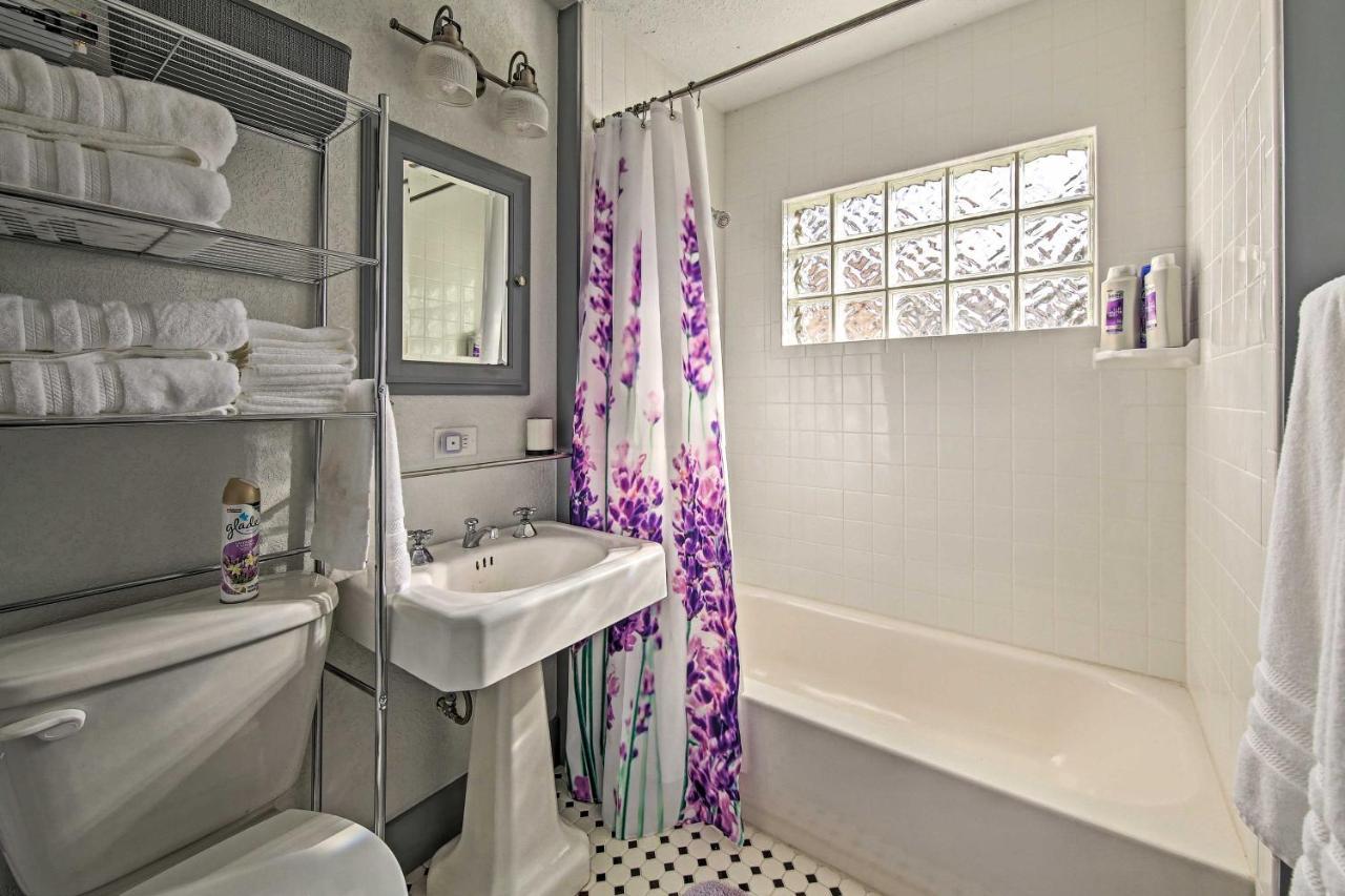 Remodeled Retro Home With Deck, Walk To Main Street! Blanco Eksteriør billede
