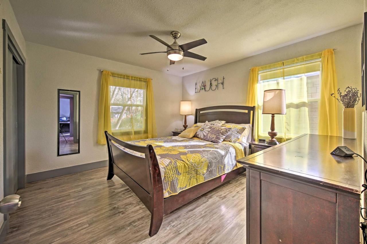 Remodeled Retro Home With Deck, Walk To Main Street! Blanco Eksteriør billede