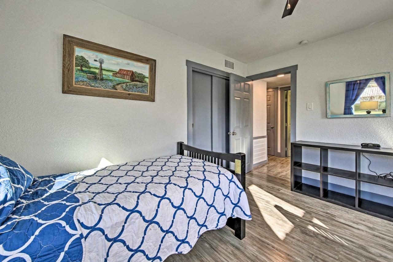 Remodeled Retro Home With Deck, Walk To Main Street! Blanco Eksteriør billede